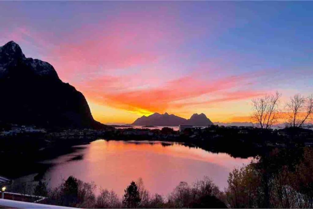 Hytte I Svolvær Exterior foto